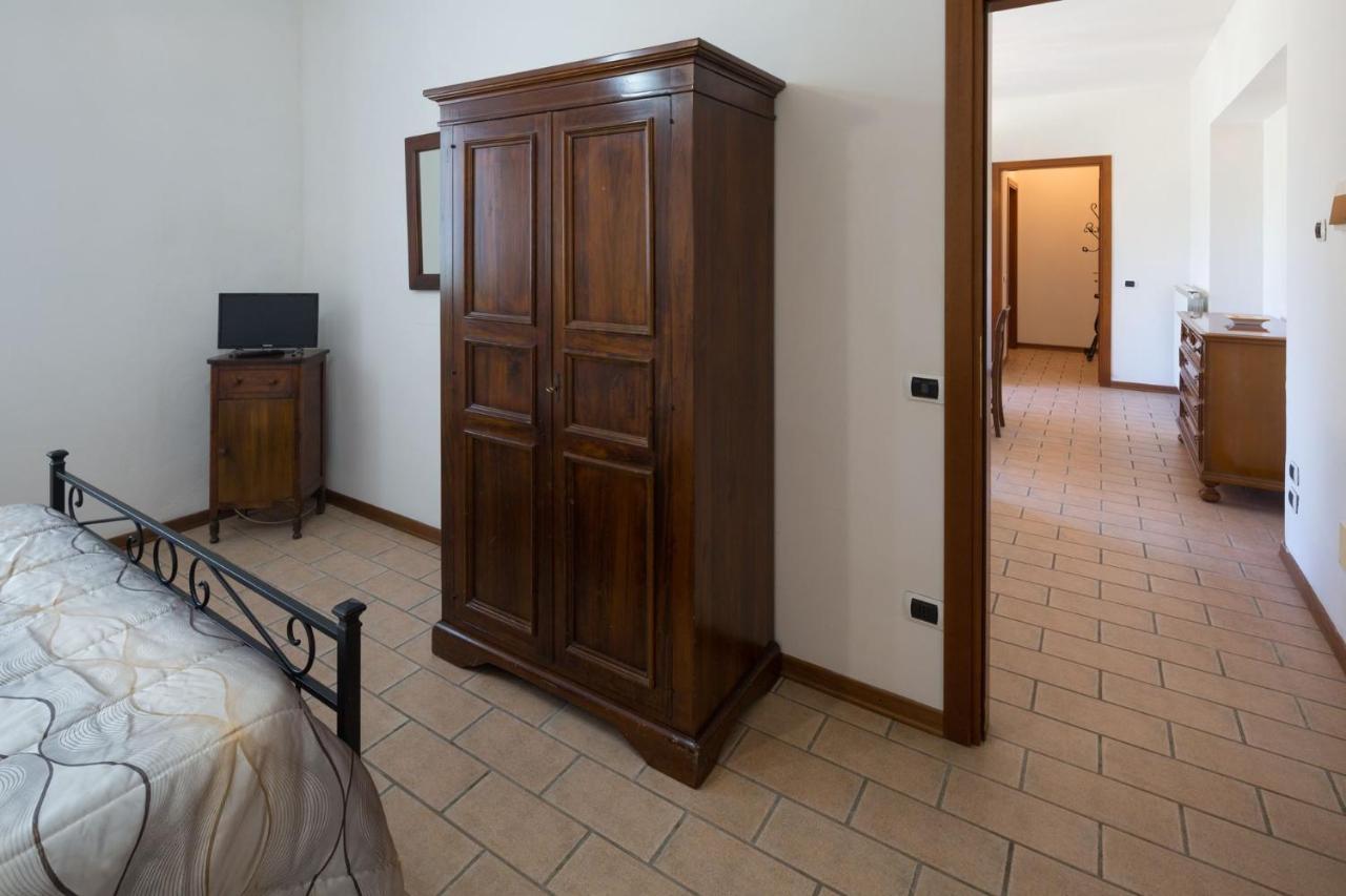 גוביו Agriturismo Casella Del Piano מראה חיצוני תמונה