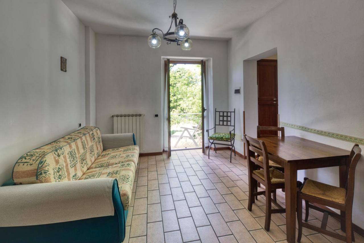 גוביו Agriturismo Casella Del Piano מראה חיצוני תמונה