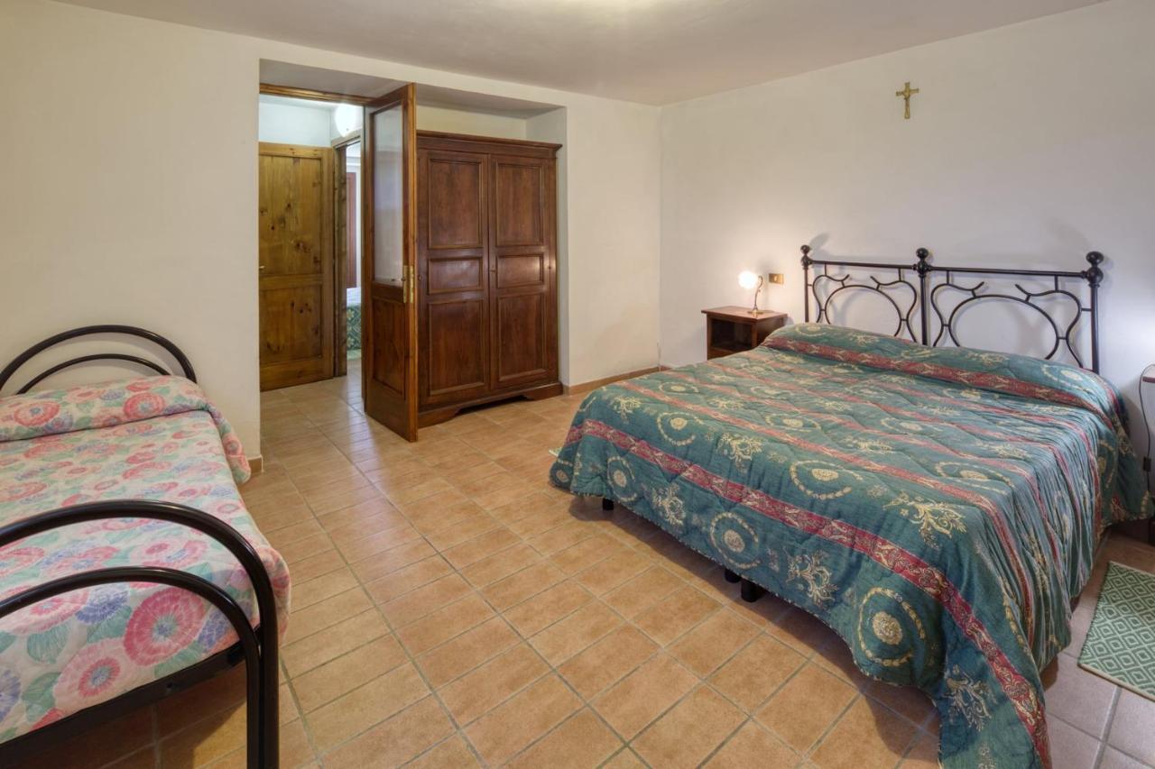 גוביו Agriturismo Casella Del Piano מראה חיצוני תמונה