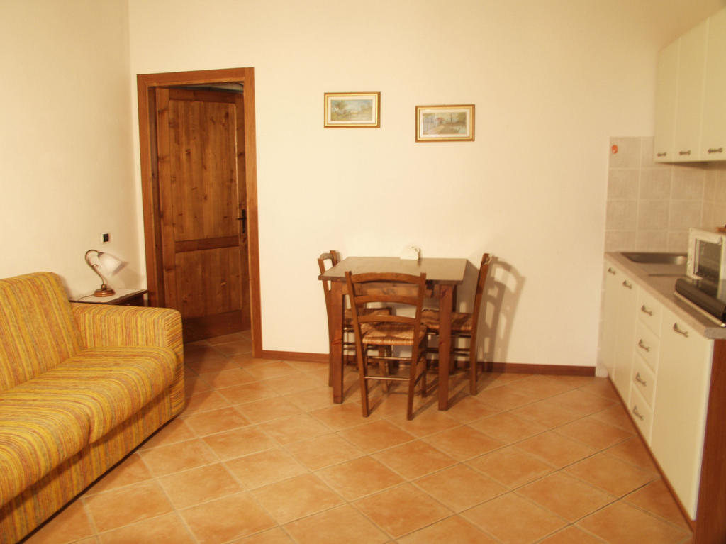 גוביו Agriturismo Casella Del Piano מראה חיצוני תמונה