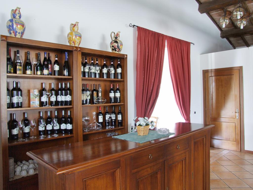 גוביו Agriturismo Casella Del Piano מראה חיצוני תמונה